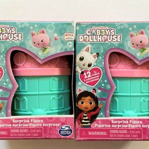 GABBY'S DOLLHOUSE Lot of 2 Mystery SURPRISE FIGURE Blind Bag Netflix Series